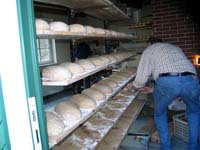 19 Brot geformt Internet